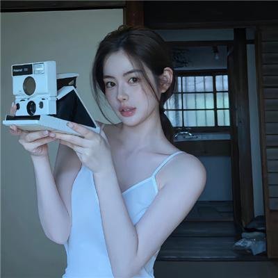 魔手娇娃